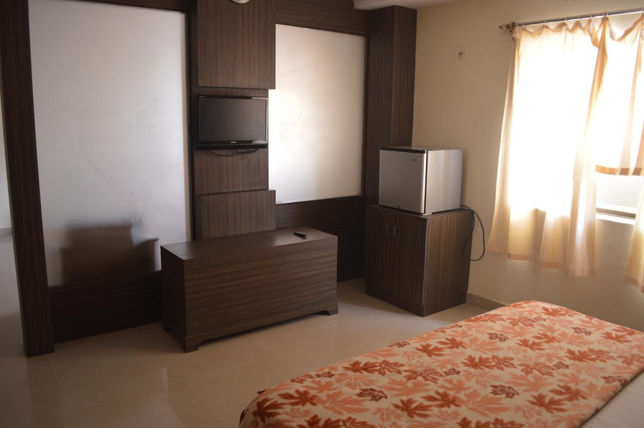 โรงแรม ซิตี้ พาเลส Brahmapur ห้อง รูปภาพ