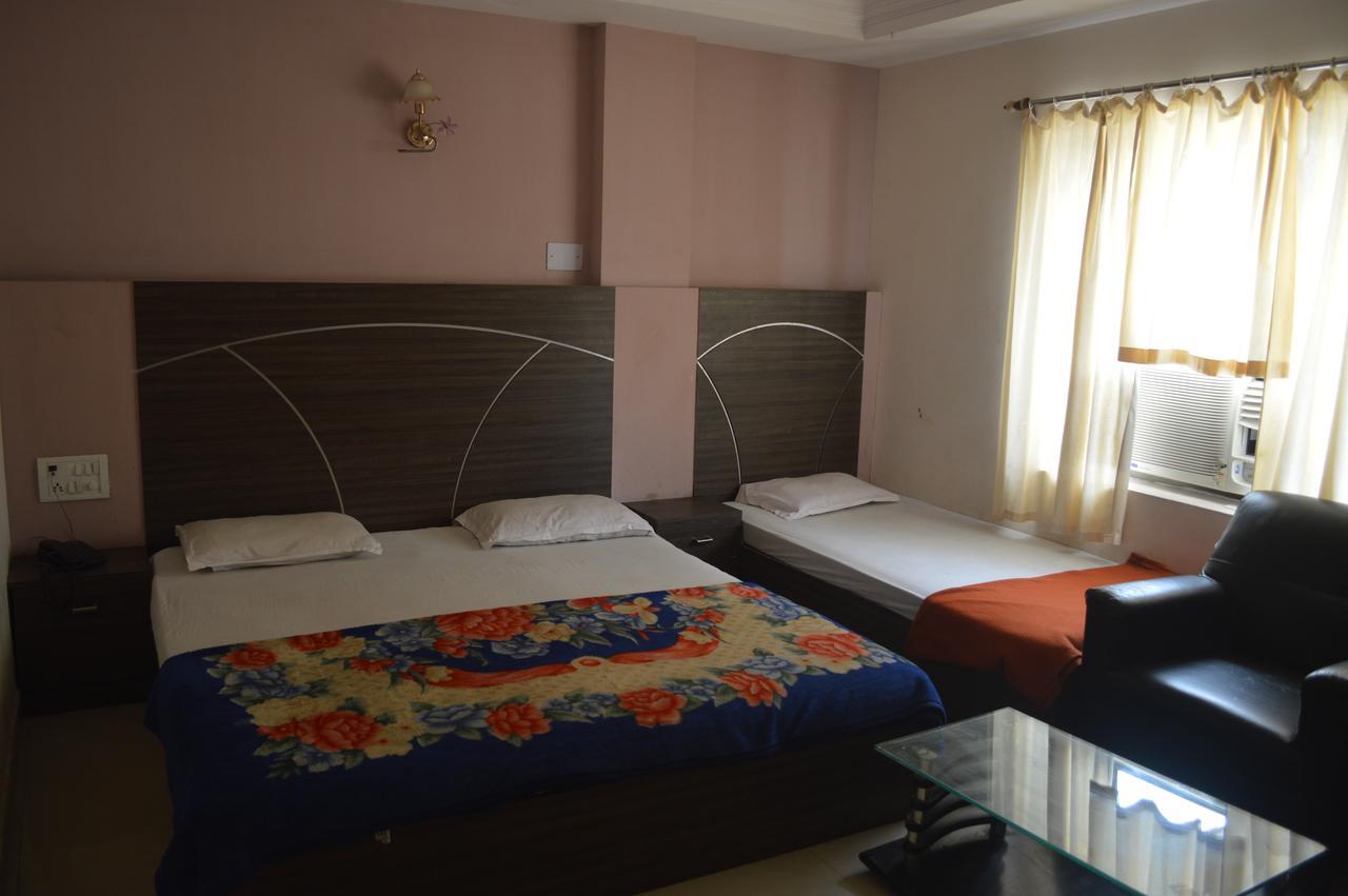 โรงแรม ซิตี้ พาเลส Brahmapur ห้อง รูปภาพ